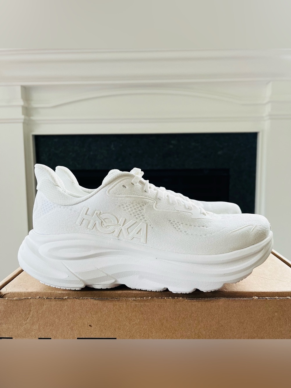 Sz 8 HOKA Clifton 10 Women's Running Shoes All White 1162031/WWH